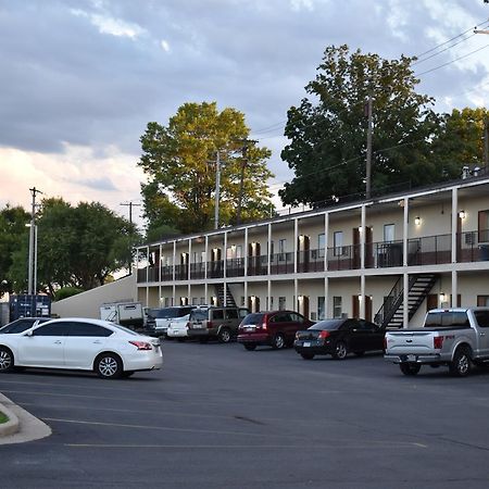 Town House Inn Cape Girardeau Buitenkant foto